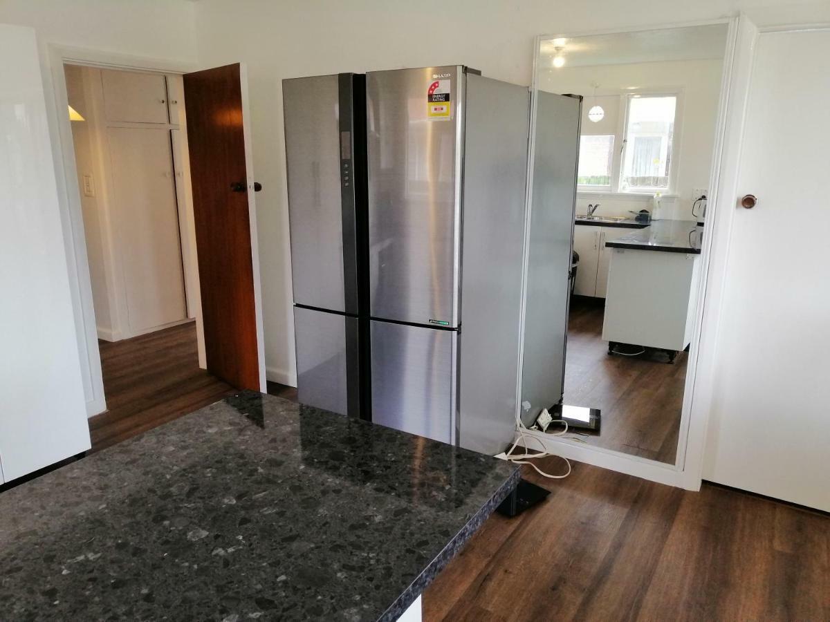 Homestay Triple Room, Near The City Center Christchurch Exteriér fotografie